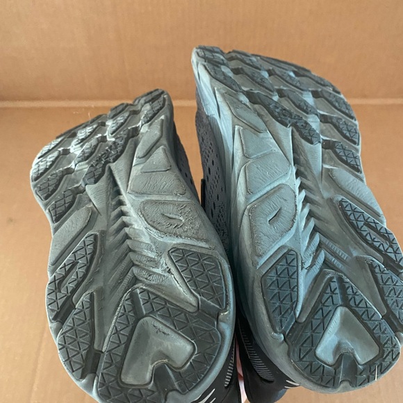 Hoka Women's Clifton 8 Running Shoes "Anthracite Copper" | US 8 - Picture 7 of 10